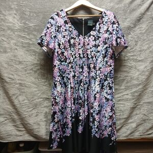 Gabby Skye Floral Dress Sz 16